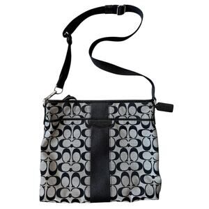 Coach Signature Stripe File Bag Crossbody Shoulder Bag Purse Messenger Black